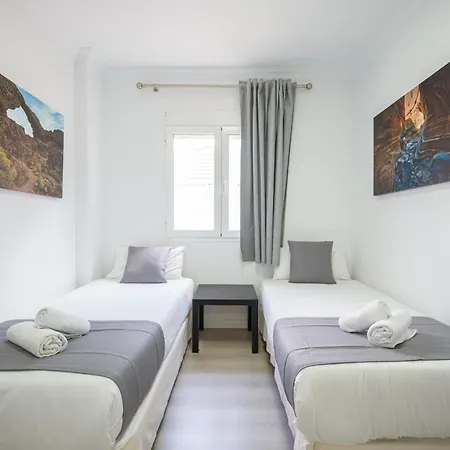 House In Palmas Near Playa De Canteras Tatil Evi