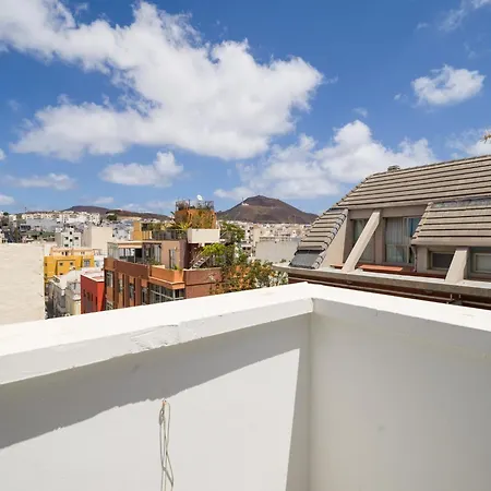 House In Palmas Near Playa De Canteras Tatil Evi